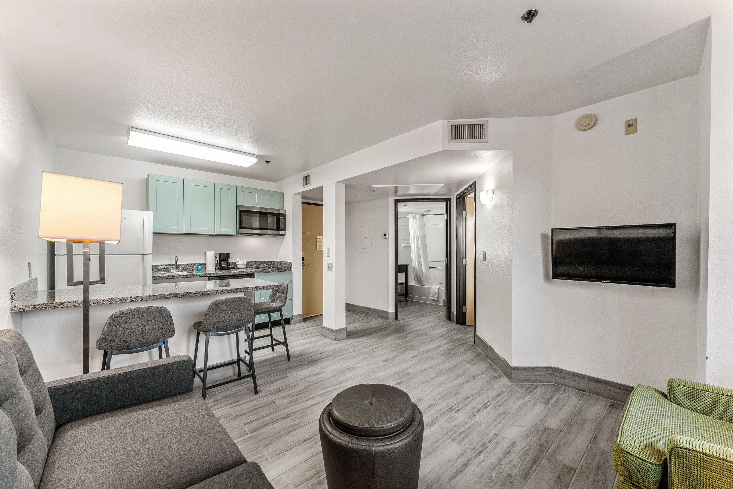 Chandler 1bd updated apartment (1)